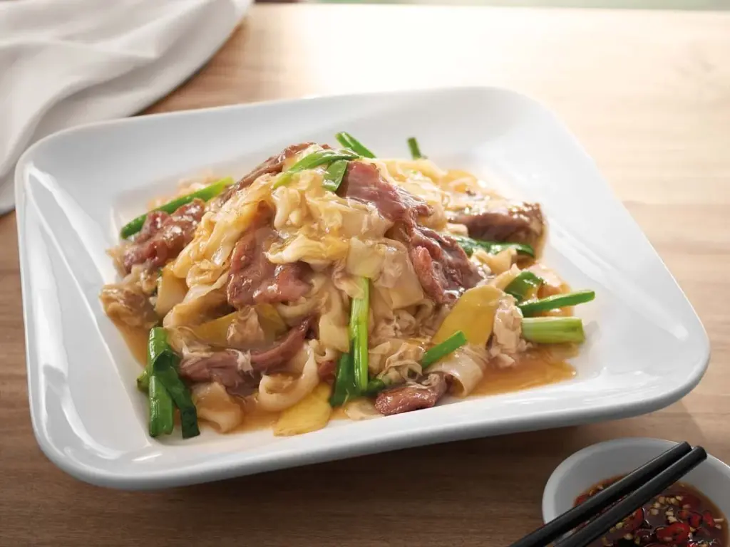 Kway Teow with Beef and Ginger